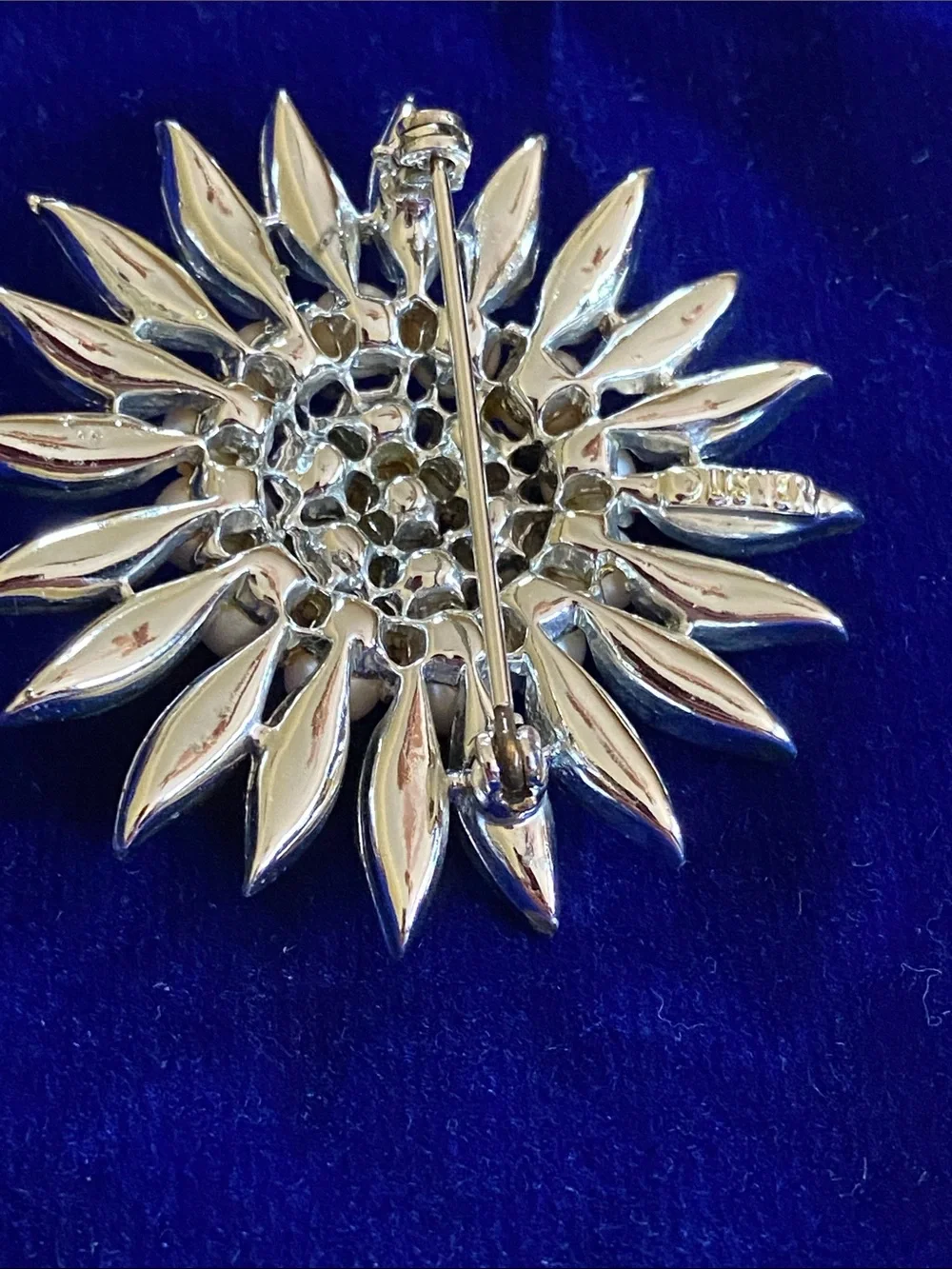 Vintage Lisner Stamped Stunning Pearl Crystal Sunburst Brooch